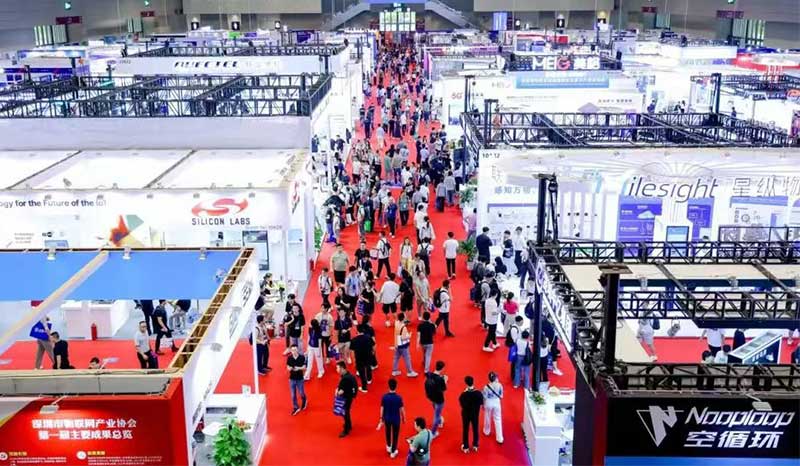 IOTE 2024 International Internet of Things exhibition exhibitors and visitors doubled WENLIN XinGuan automatic intelligent IC card laminated machine orders are hot